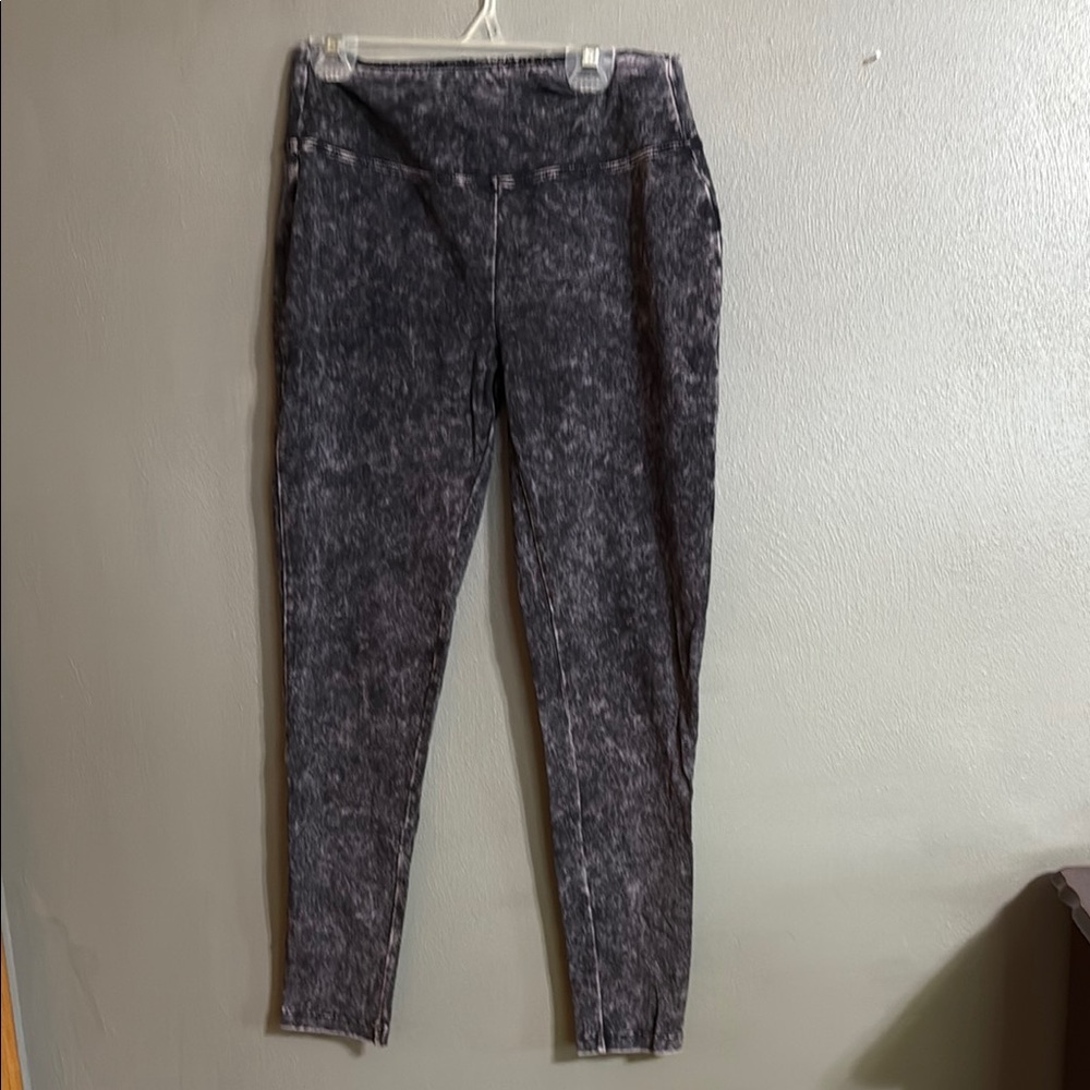 Zenana Outfitters Black Jeggings with Stretch Fit